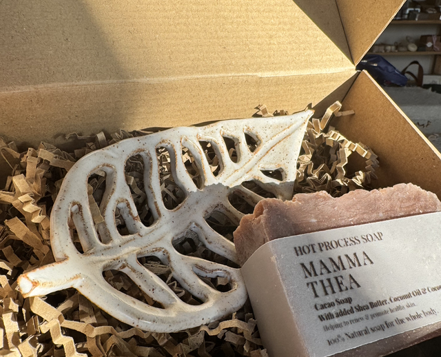 Leaf Soap Dish &amp; Soap