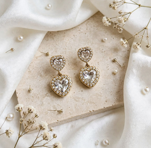 Orecchini Doppio Cuore con Zirconi e Strass Gold