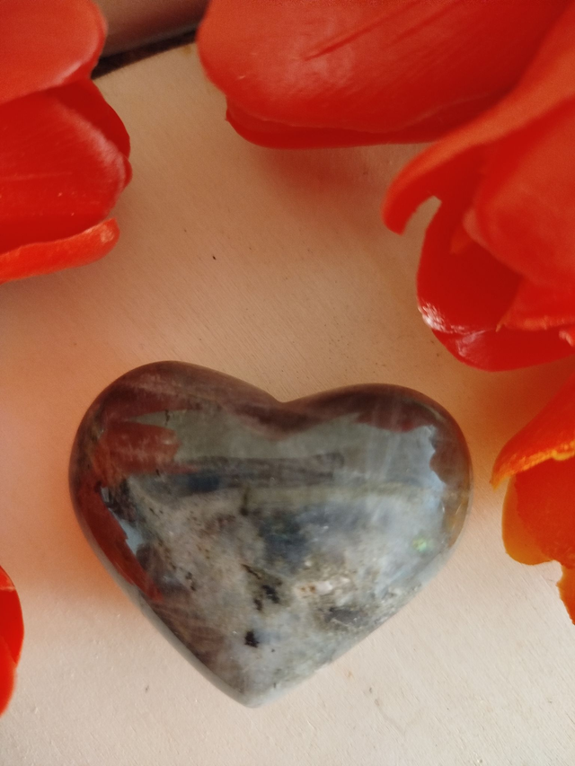 Coeur en Labradorite Violette 