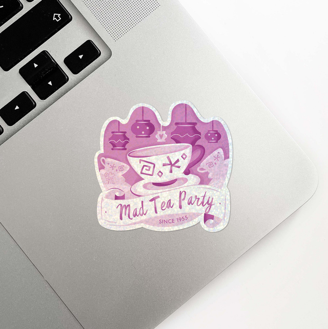 Sticker holographique Attractions Légendaires | 09 Mad Tea Party