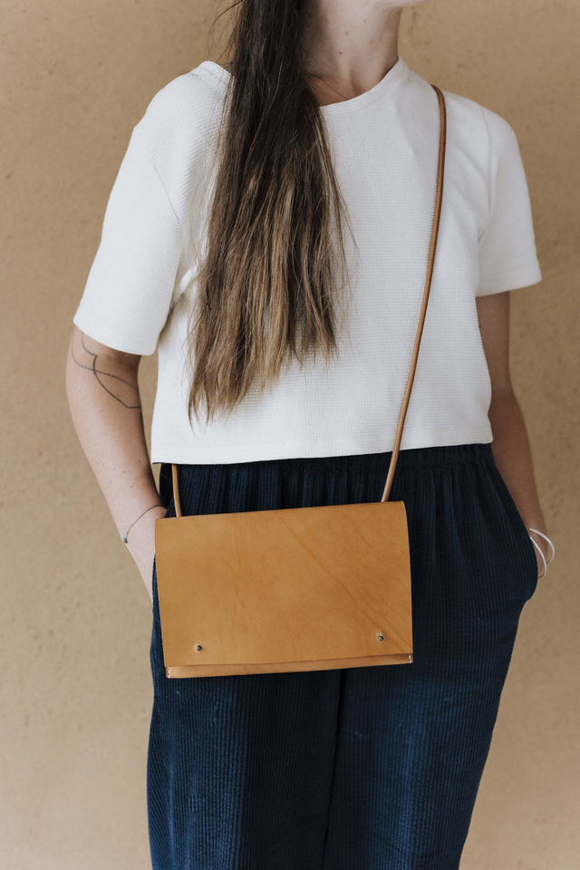 SAOIRSE - shoulder leather bag - EN