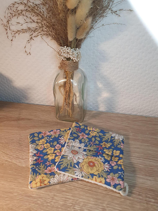 Débarbouillettes Lolita bleue / microfibre blanche