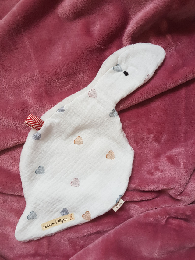 Doudou plat calinou Oie à Coeur