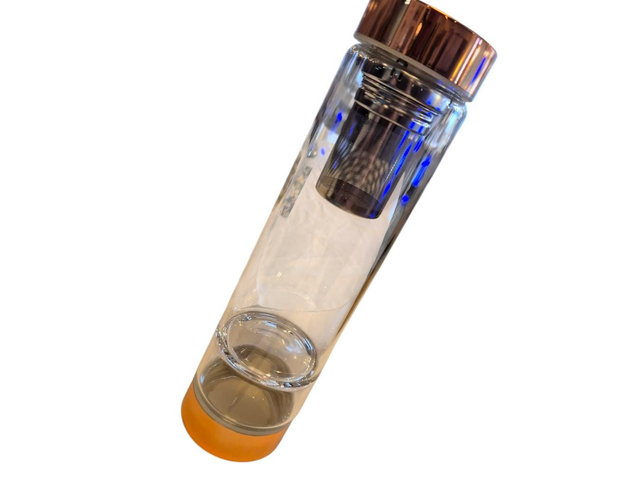 Edelsteinflasche aus Glas für Kalt-und Warmgetränke mit Teesieb, ohne Steine