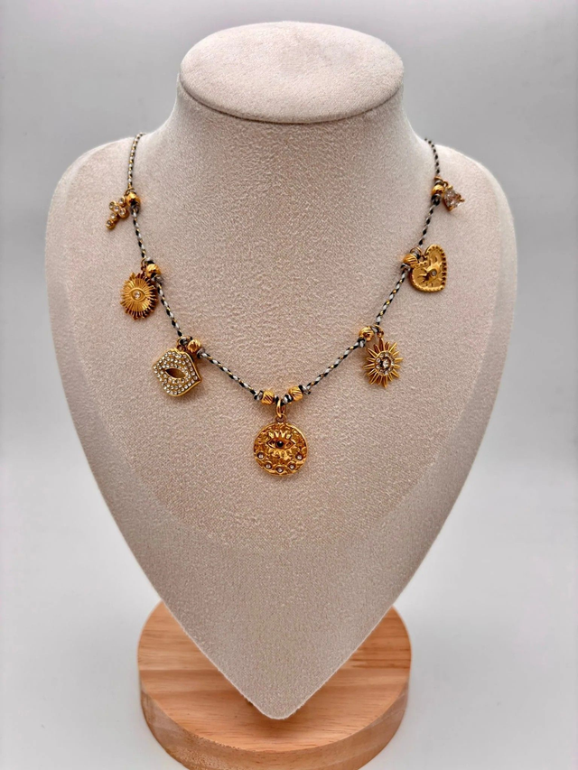 Collier Evania