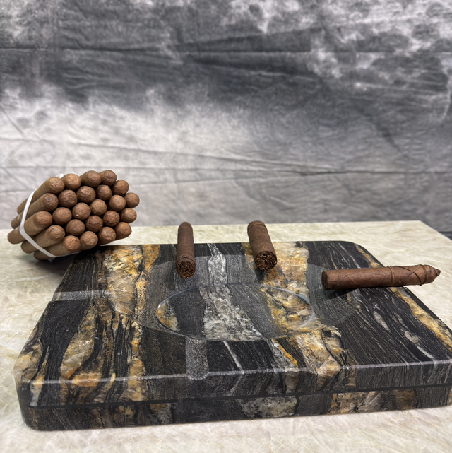 Grand Cendrier *Ouranos*