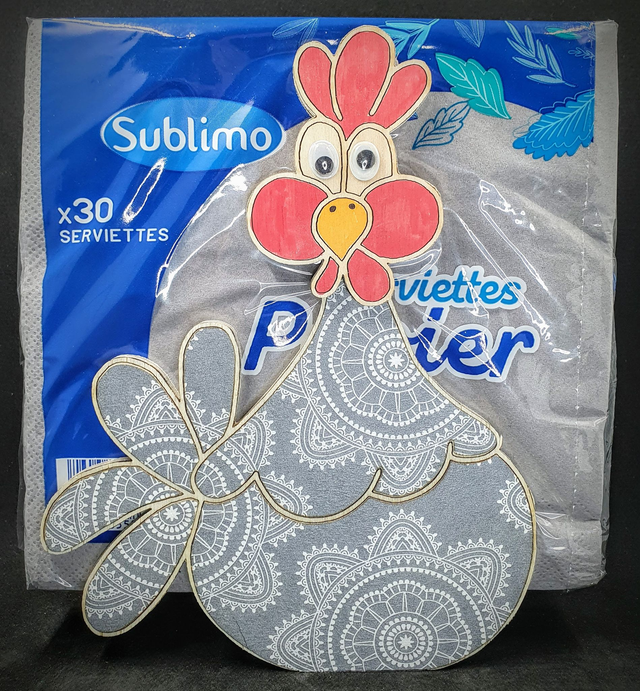 Distributeur de serviettes