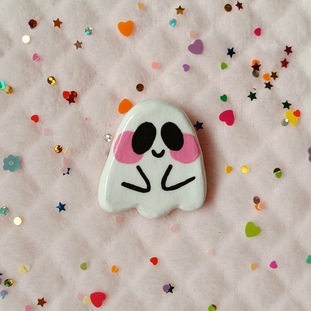 Glow in the dark ghosts clay pins