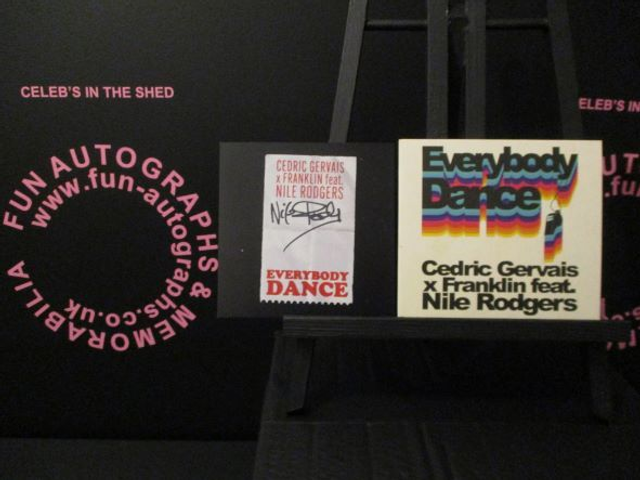 Nile Rodgers - 'Everybody Dance' Single + Authentic Autographed Single Insert Card (1)