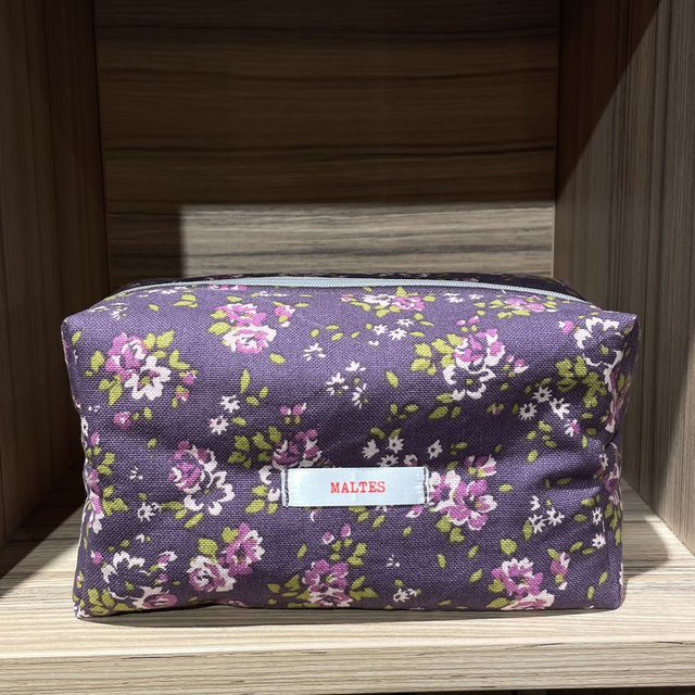 Trousse cube floral feuilles vertes violet