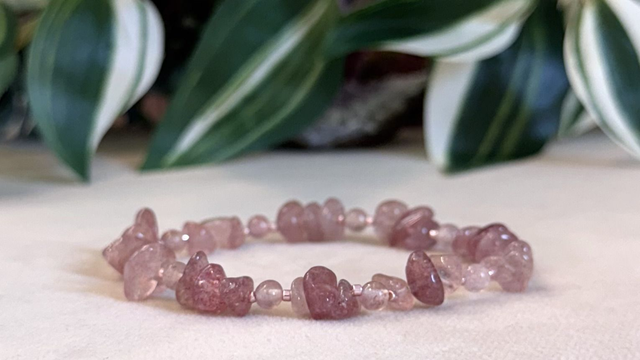 Bracelet | Quartz Fraise - Reliefs 1