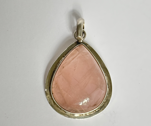 Polierter  Rosenquarz Anhänger 925er Silber