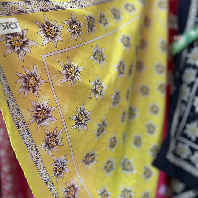 Foulard jaune edelweiss 53cm