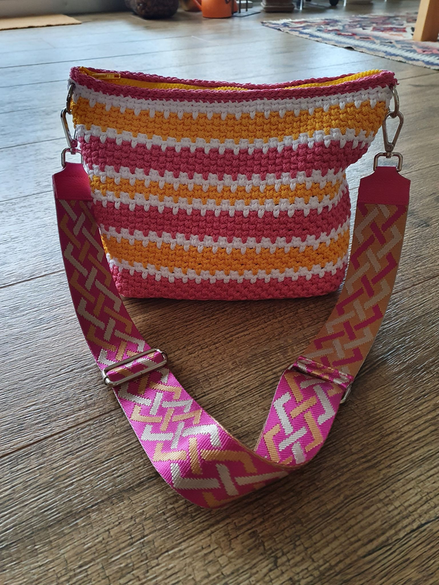 2001 - Tasche pink / weiss / gelb ohne Tragegurt