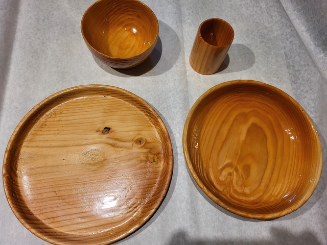 Set de table bois avec résine 