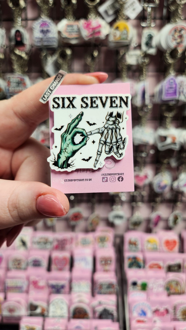 67 | Keyring, Pin or Phone Grip | 229