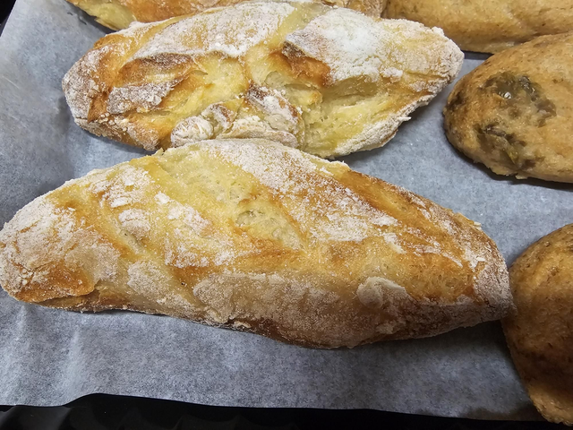 6 Vegan GF mini Baguette