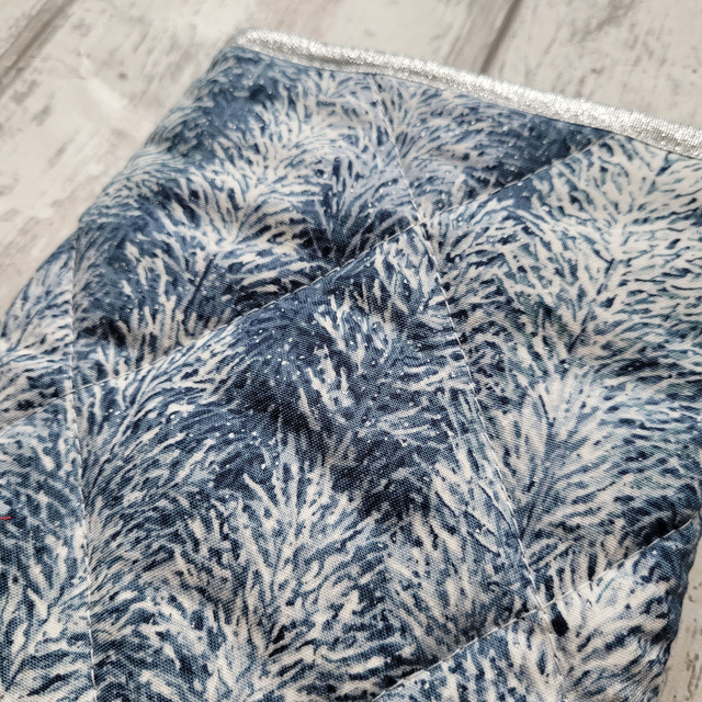 Pochette pour livre Poche : Sapin sous la neige