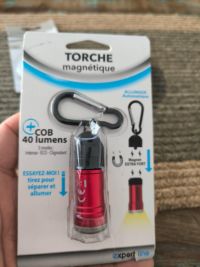 TORCHE MAGNÉTIQUE 