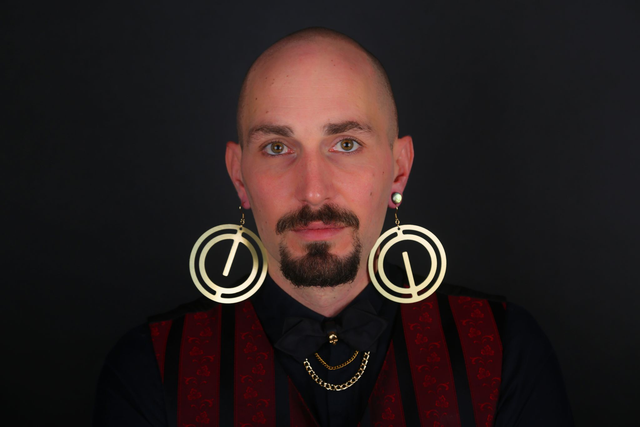 Boucles d&#039;oreilles &quot;rayon&quot; - aluminium brossé - Collection Arasy