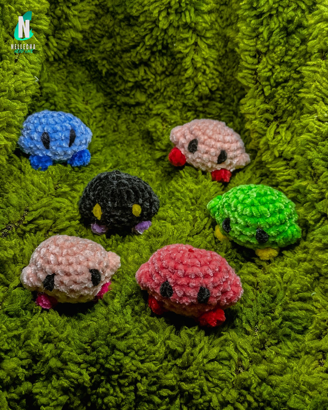 Mini Kirby en crochet  - Peluche
