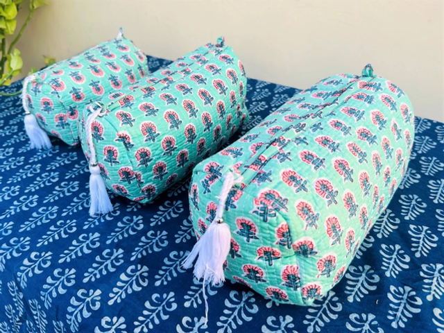 Green Toiletry Bag Large