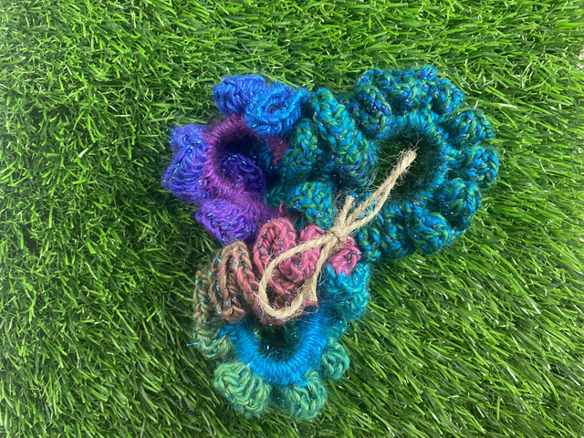 Crochet hair scrunchie set. - Blues.