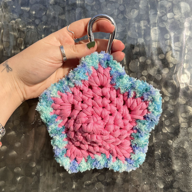 Magenta and Speckly Blue T-shirt Star Carabiner