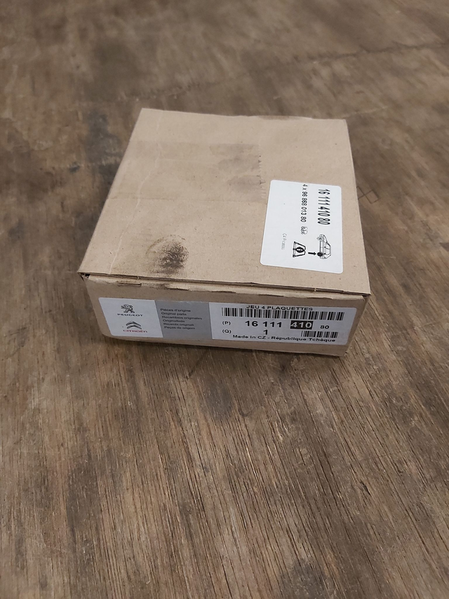 1611141080 - Jeu de 4 plaquettes de frein