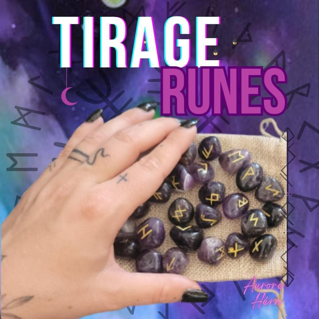 Tirage de Runes Sacrées