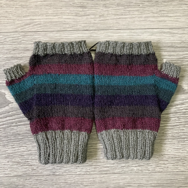 Hand-Knit Fingerless Mitts