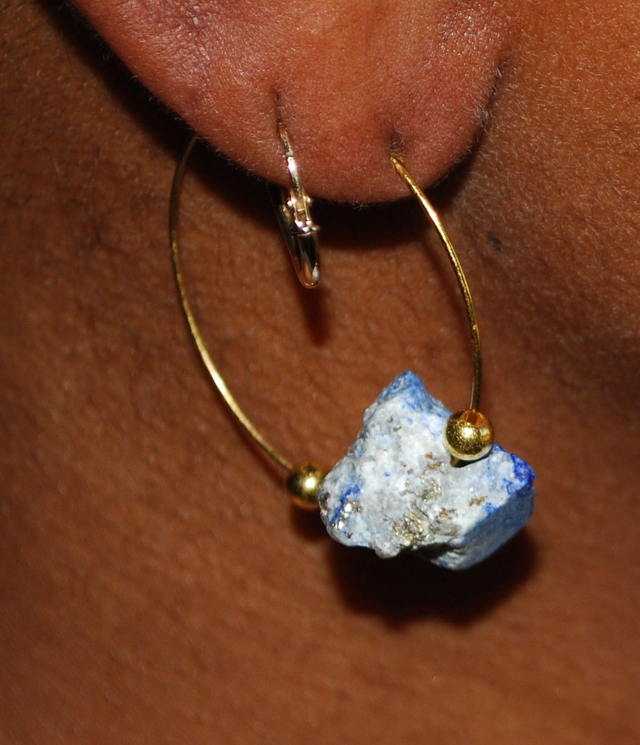 boucles d'oreille en sodalite