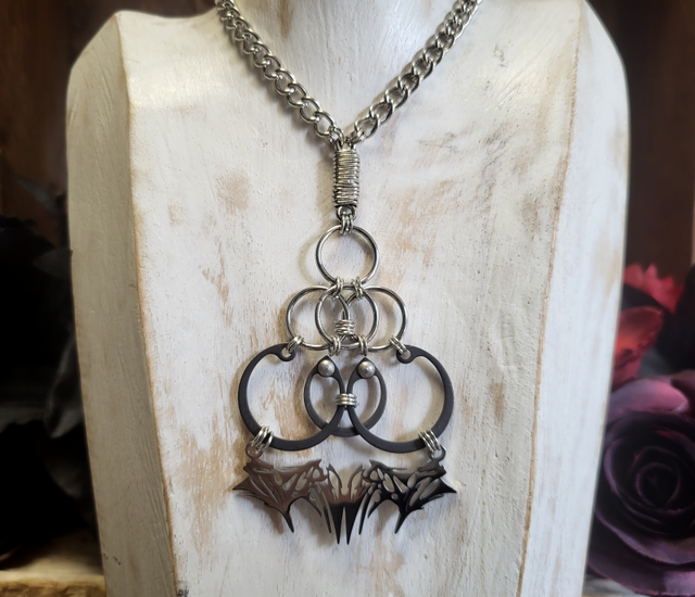 Collier  Néo Circlips "Rosace d'Acier"