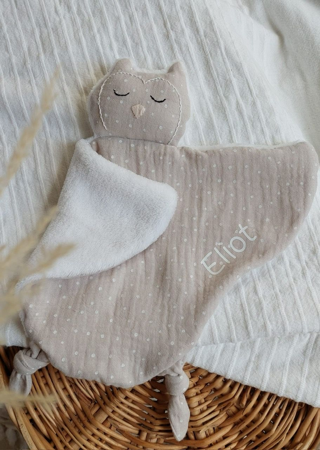 Doudou " trop chouette" personnalisé