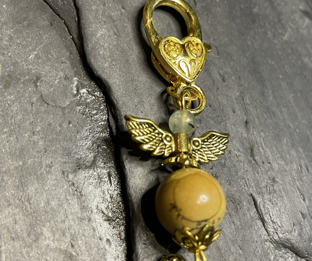 Clip-on charm golden big belly angel 