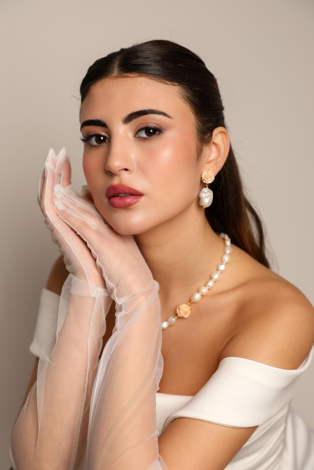 Orecchini Perle Barocche di Fiume e Rosa di Cammeo