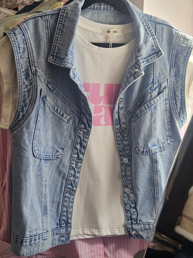 Veste en jean sans manches 