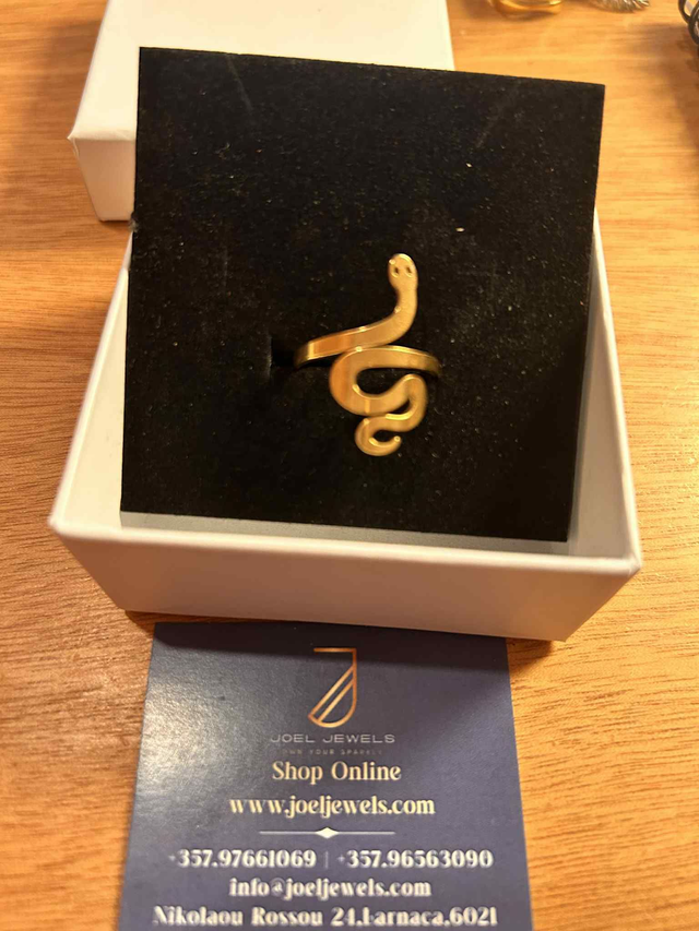 snake ring