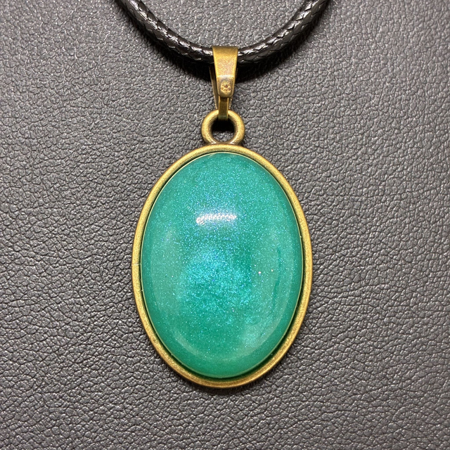 Oval ashanger
