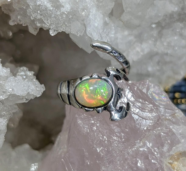 Bague Opale Éthiopienne 