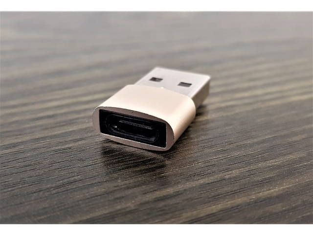 USB Type-C → USB-adapteri