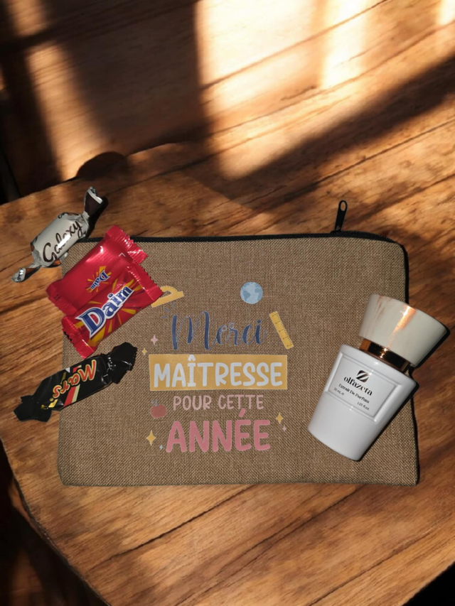 Trousse Parfumée et Gourmade " Merci Maitresse pour cette Année " 