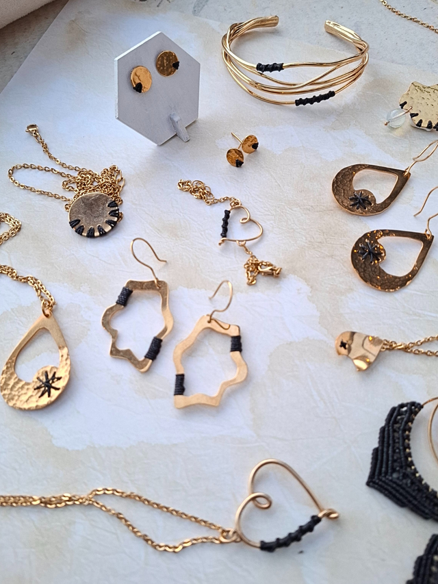 Boucles d'oreille Goutte à l'étoile Black