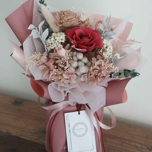 Small Preserved Flowers Bouquet (Red)