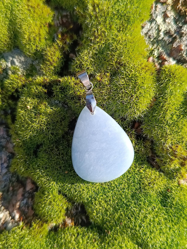  Pendentif Angélite 3x2 cm – Pierre Naturelle Apaisante et Énergétique