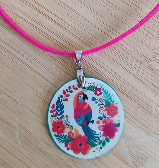 Collier enfant  ara