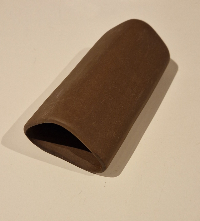 Malgrotta 12cm stängd / trekantig DEMOEX!