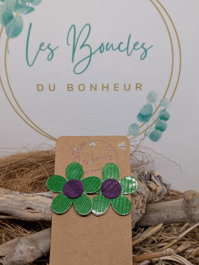 Boucles d&#039;oreilles Baby Marguerite vert vernis bm049