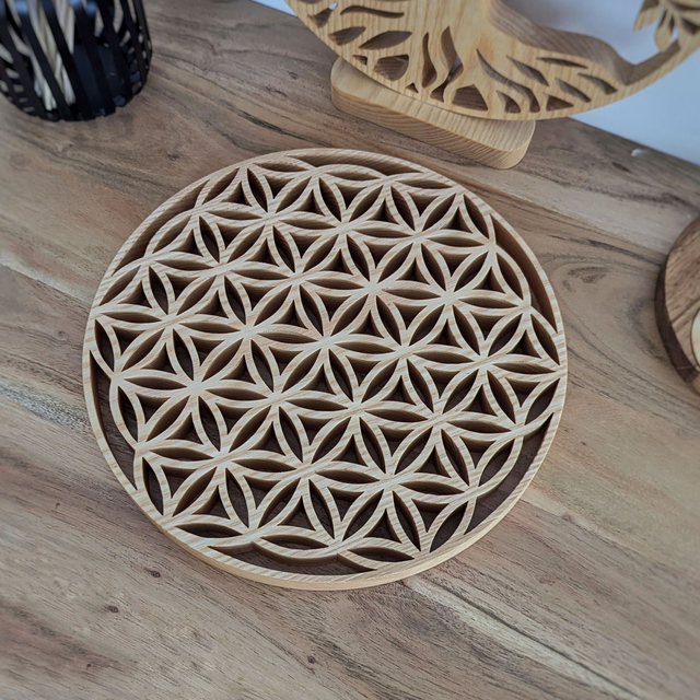 Fleur de vie en frêne massif