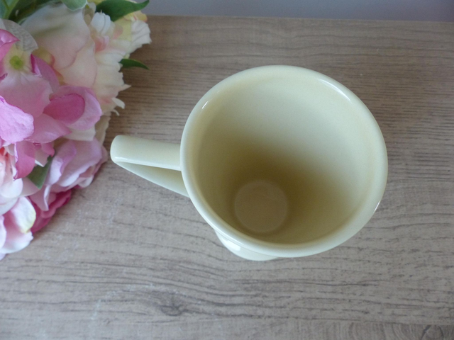 Tasse à thé vintage Churchill – Décor fraises et cerises – Années 1980 – Fabriquée en Angleterre